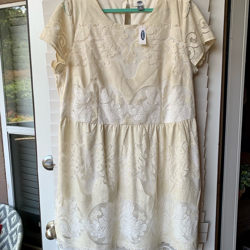 Lace dress